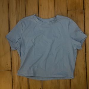 blue t shirt